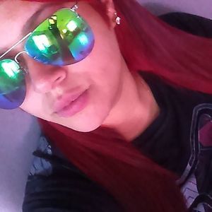 Meet your Posher, Liz marie